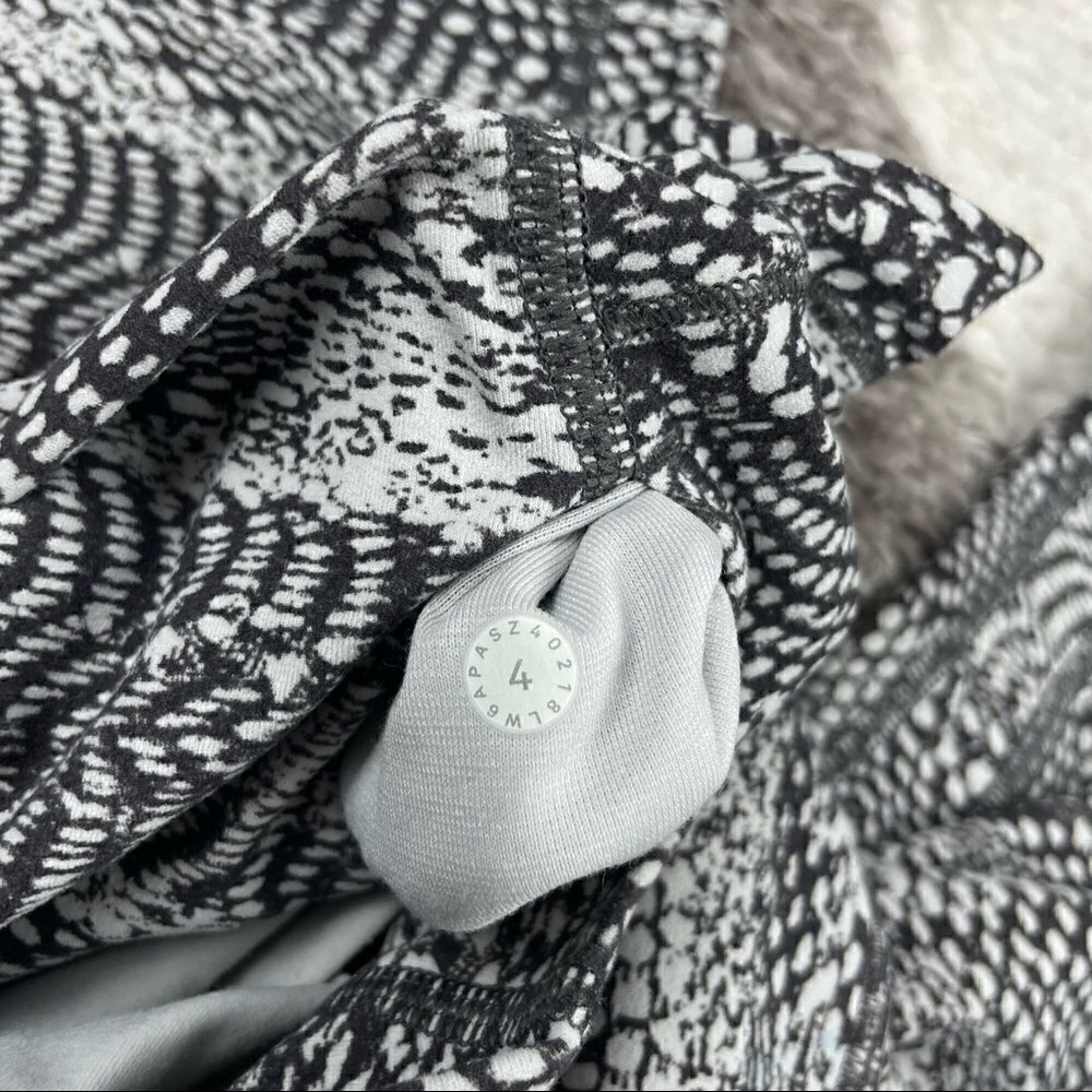 Lululemon Align Crop   - Picture 7 of 7